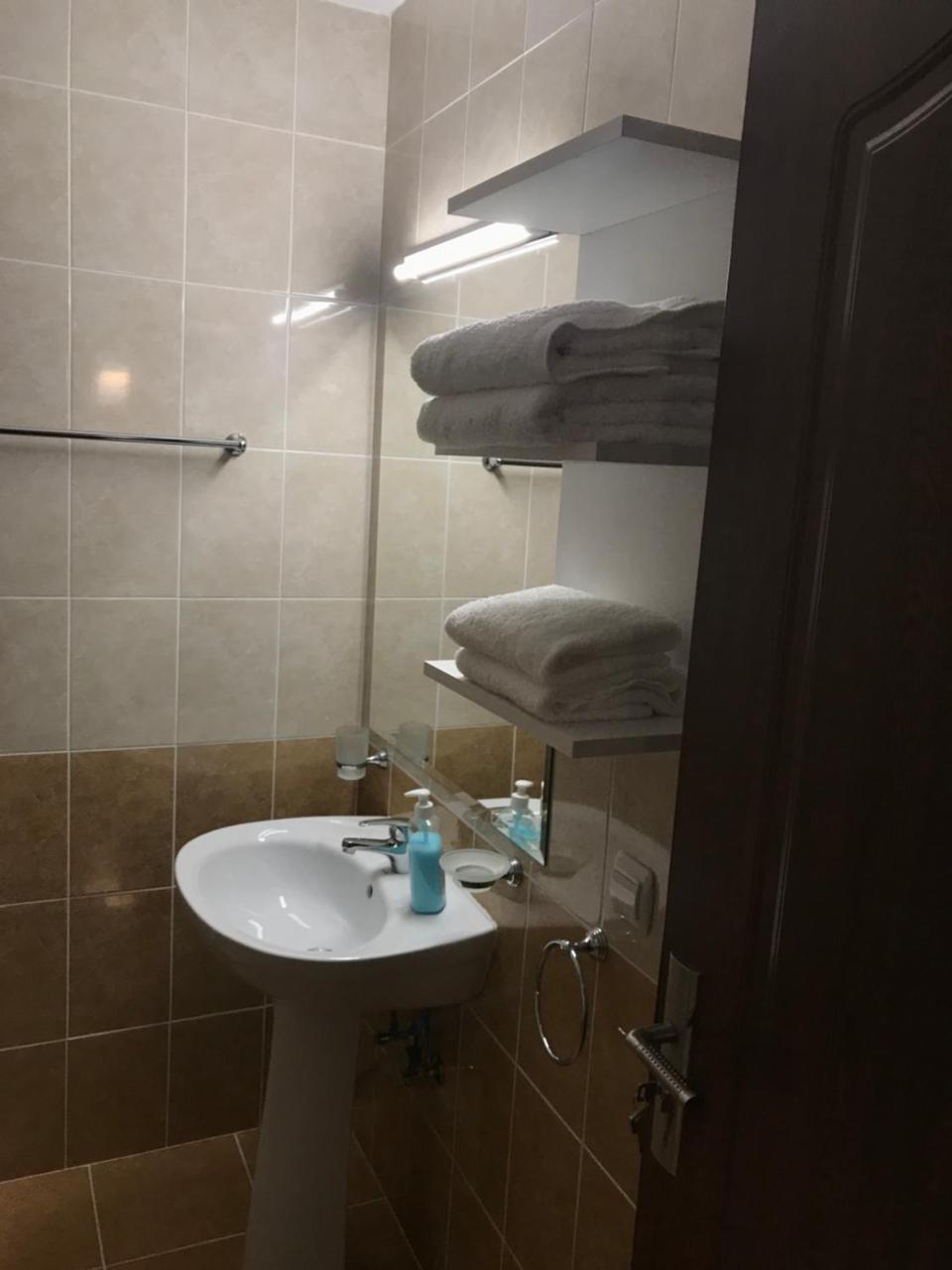 Pensiunea Granada Covasna Bagian luar foto
