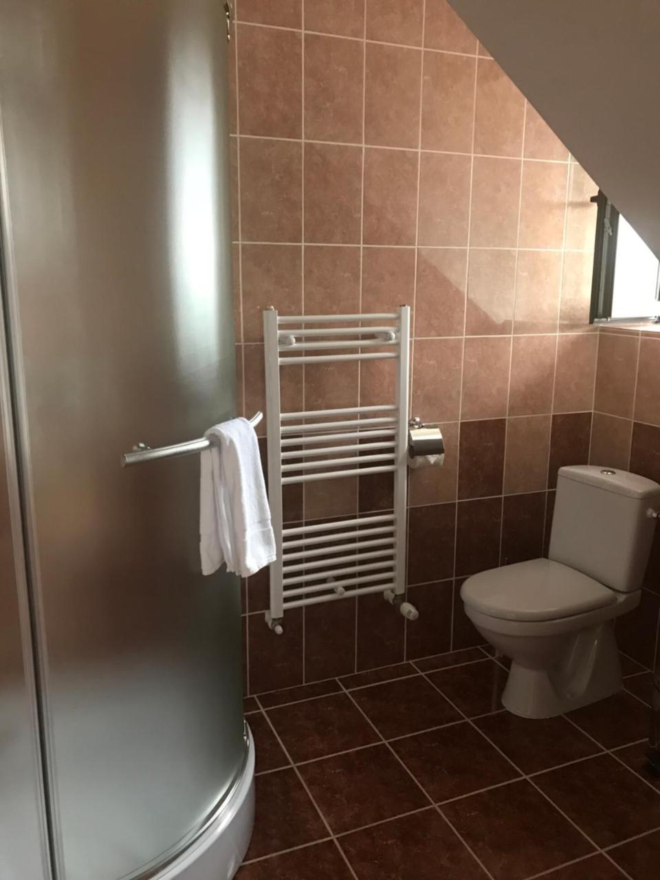 Pensiunea Granada Covasna Bagian luar foto